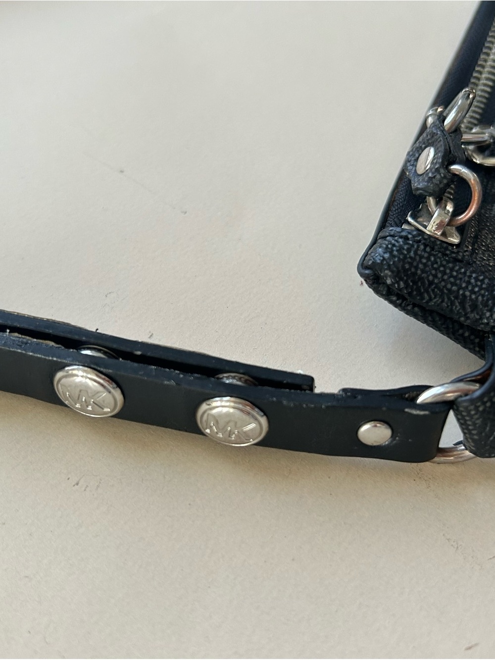 Michael Kors Black Logo Chain Belt Bag - Picture 4 of 9